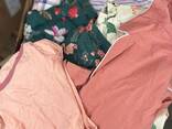 8 €/kg – Damen-Pyjamas Posten Nr. 1, 236 kg, Kategorie A, Top-Marken wie Sunseeker, Buffal - фото 1