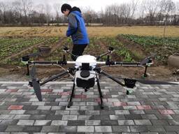 Bestseller-Landwirtschaftsdrohnen-Flugzeugbauernhof, der UAV mit Kameradrohne sprüht