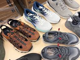 DOCKERS Markenschuhe Mix Kategorie A neue Modelle 90% Herren 10% Damen Größen 41–42 und 37