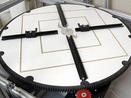 Drehtisch für CNC-Schaumstoffschneidemaschinen