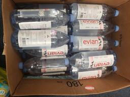 Evian-Mineralwasser