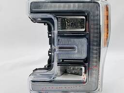 Ford, linker LED-Scheinwerfer 