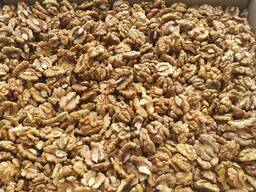 Ich verkaufe einen Walnussgroßhandel Nüsse 1/2, 1/4, Mix.