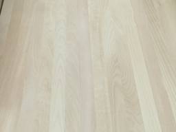 Oak and beech panels, oak worktops, stairs