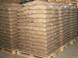Пеллеты древесные в пакетах по 15 kg Holzpellets in Packung - фото 1