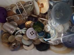 Пуговицы и аксессуары