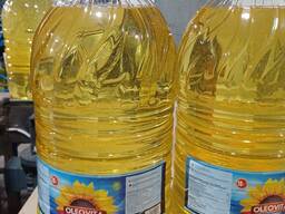 Refined oil of the P brand