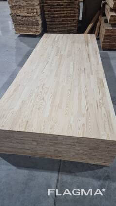 Massivholzplatten / Keilzinkte Platten aus Kiefer