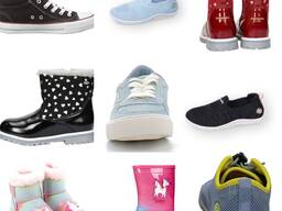 Stock Kinderschuhe DOCKERS Modellmix Kategorie A, neu in Originalkartons, Lager DE