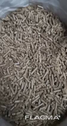 Strohpellets für Einstreu