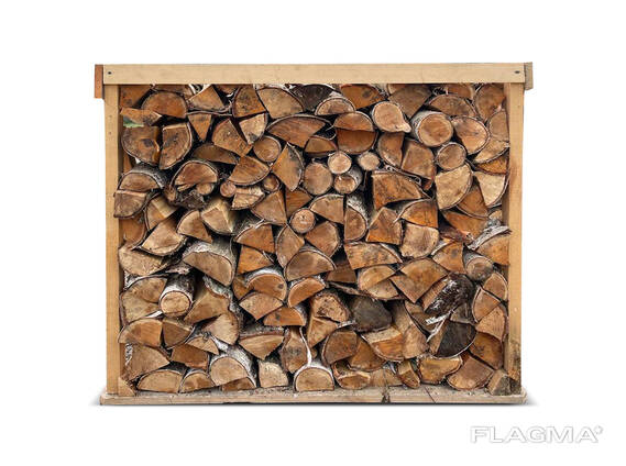 Trockenes Brennholz bei Lieferung ab 1 Palette