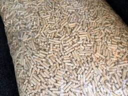 Wood pellet